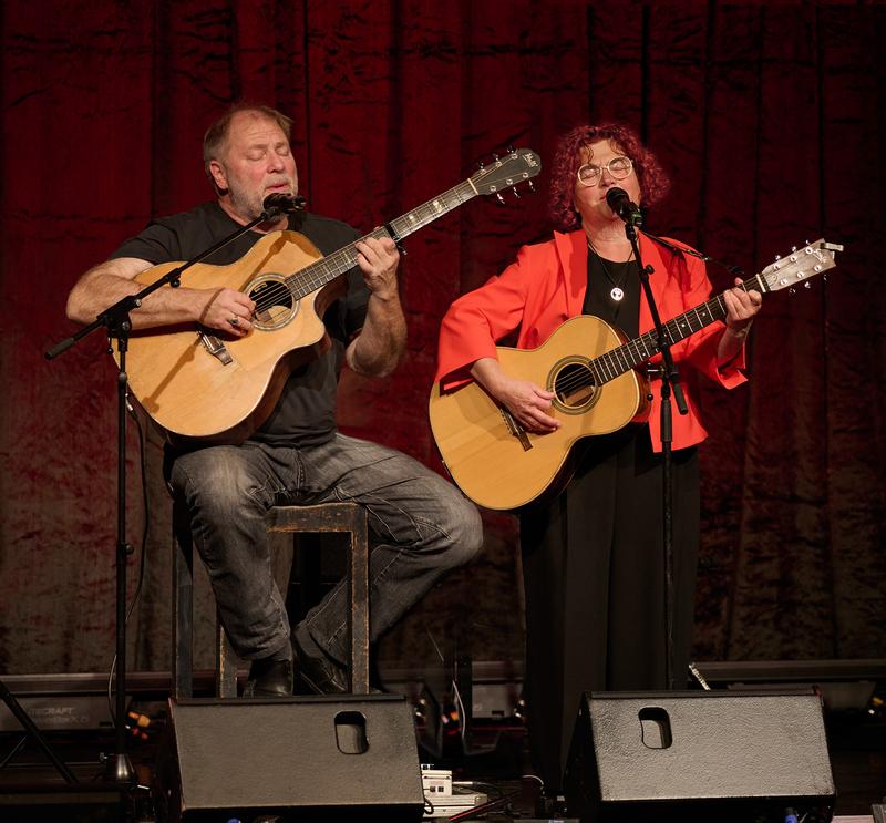 Wulli & Sonja: Weihnachtsmusik (Gitarre/Gesang), mit Adventsdinner