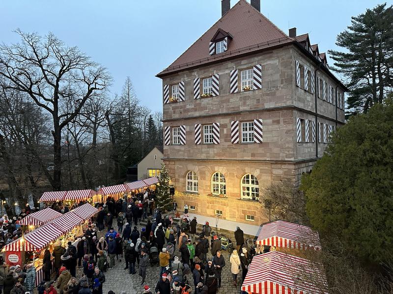 Weihnachtsmarkt Zeltnerschloss