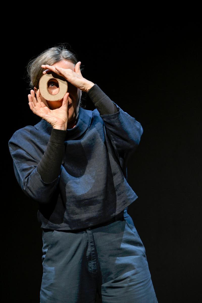 "Panoptikum": Katinka Springinsfeld, Nürnberg: "Zauberzeichen", Schauspiel, ab 5 J. (Foyer)