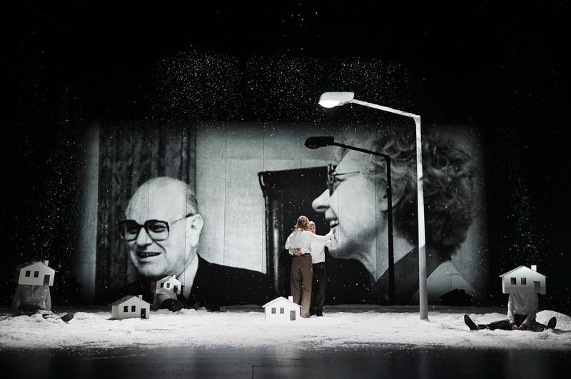 Brauner Schnee über Franken - Schauspiel Erlangen