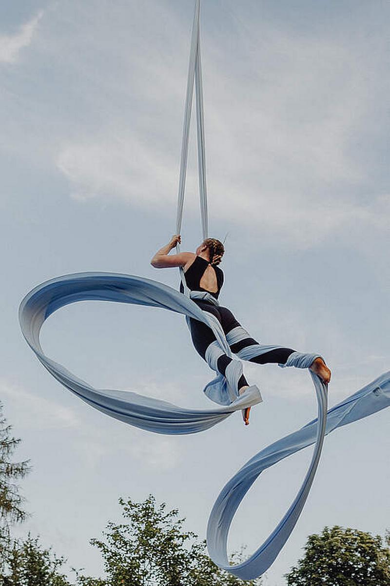 "KulturSommerQuartier": Zirkus-Show des Kinder- u. Jugendzirkus KiZiBu