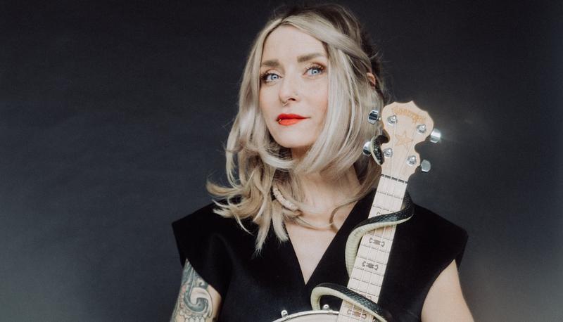 Singer-Songwriterin Sarah Lesch