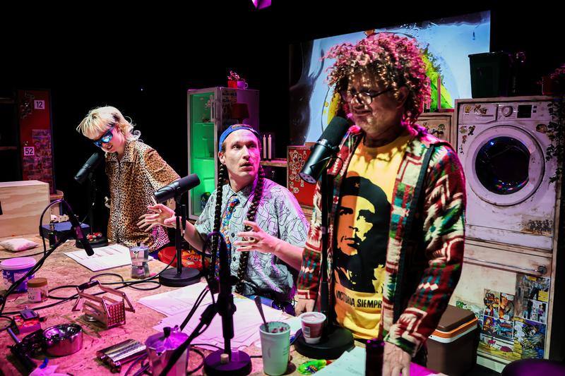 Der Letzte löscht das Licht - Schauspiel Erlangen