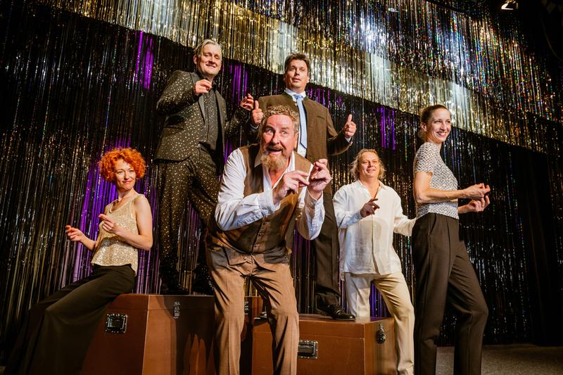 Die Distel, Berlin: "Gut im Abgang! Der Jahresrückblick"