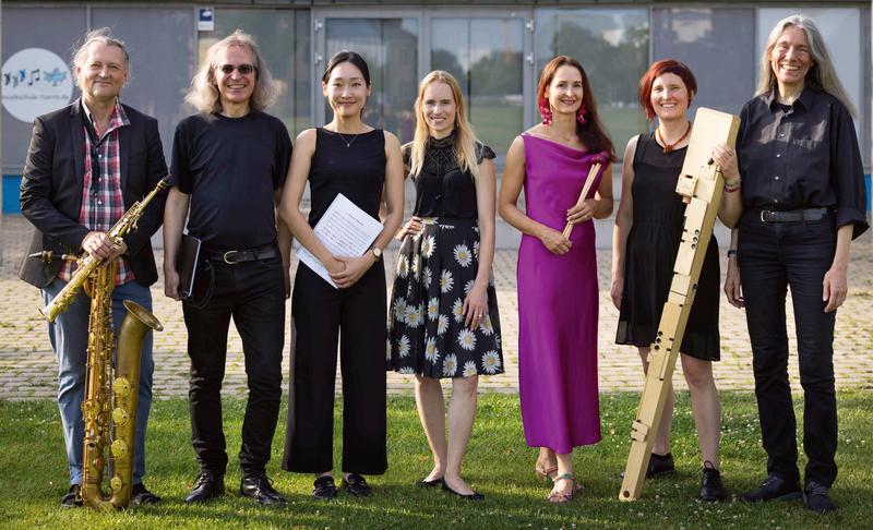 Sirka Schwartz-Uppendieck u. Ensemble: Galaktisches Konzert