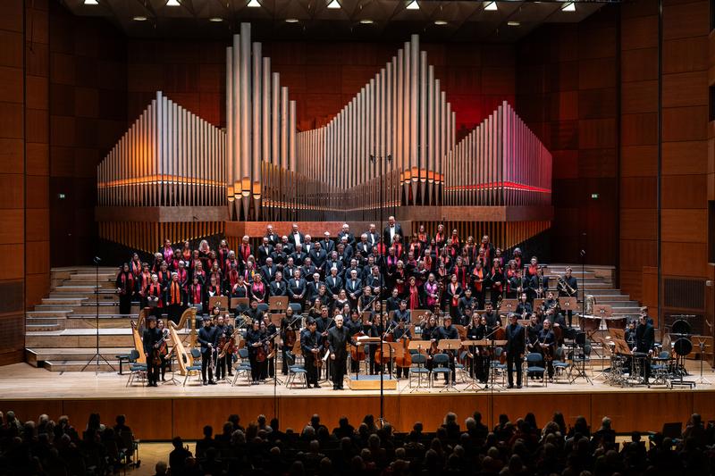 Hans-Sachs-Chor N&uuml;rnberg: &bdquo;Carmina Burana&ldquo;, von C. Orff u. Werke von Braunfels u. Strauss