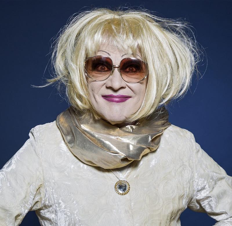 Irmgard Knef: "Noch da! 100 Jahr, blondes Haar", Chanson-Kabarett