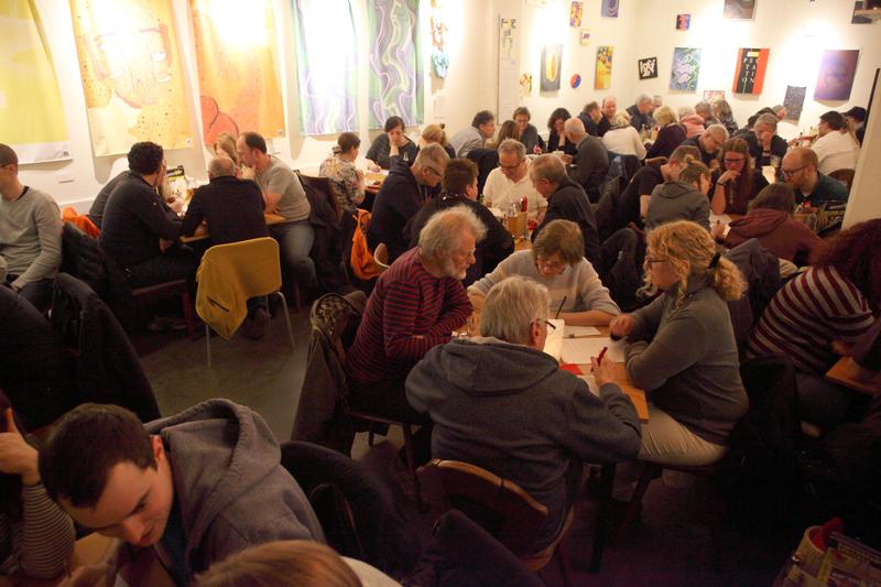 "Koffer-Kneipenquiz" mit Anna Colman