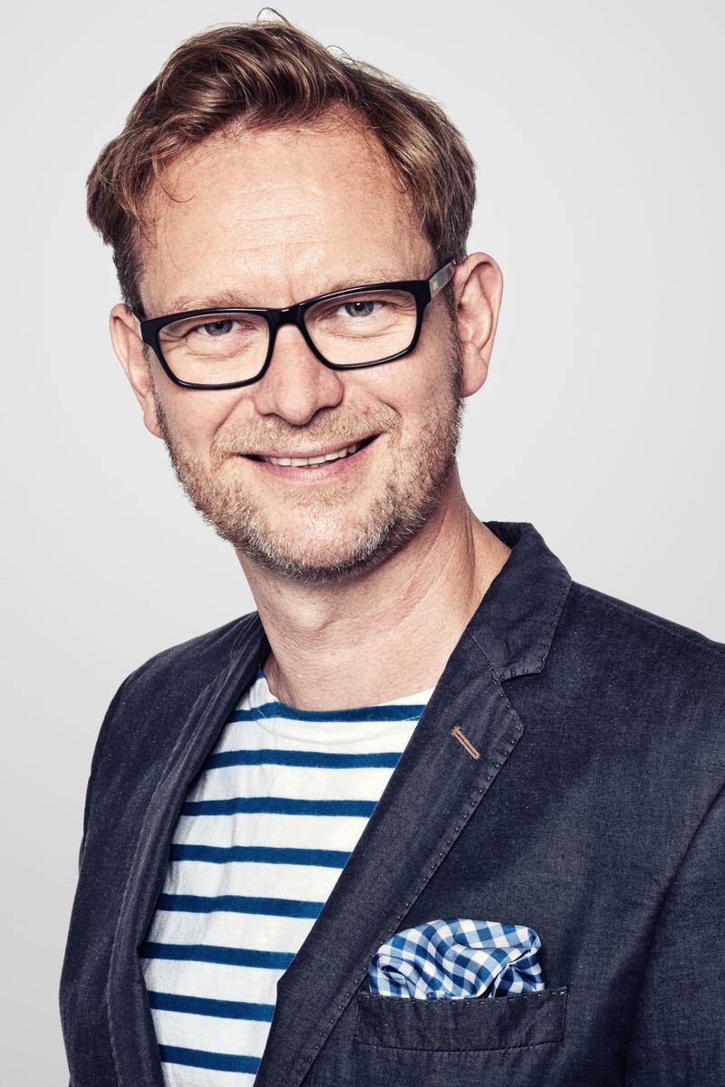 Magie & Comedy mit Martin Sierp