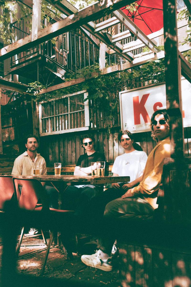 moondoggy (Alternative), Support: Philipp Onel