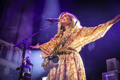 "Jazz am Fluss": Candy Dulfer & Band mit Bireli Lagrene, Tony Lakatos, Torsten Goods & Band