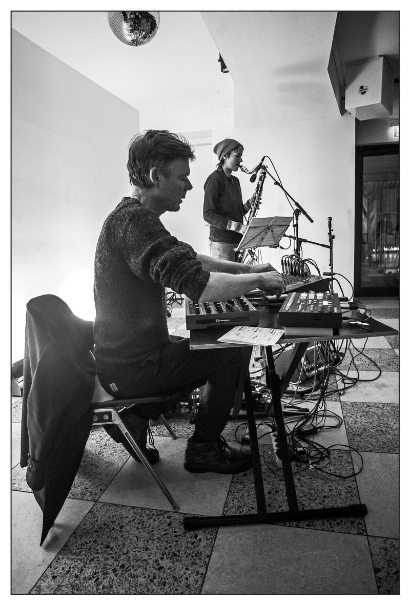 So Sner (elekronische/experimentelle Musik)