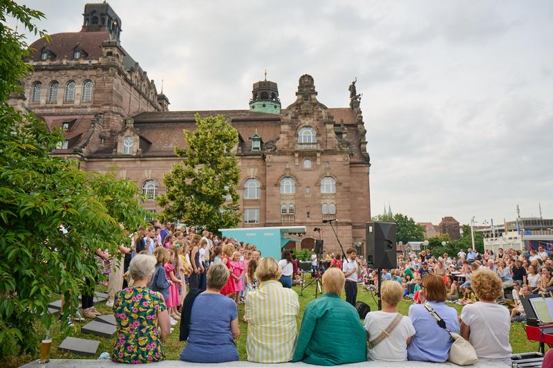 WIESE - Sommerprogramm Staatstheater Nürnberg