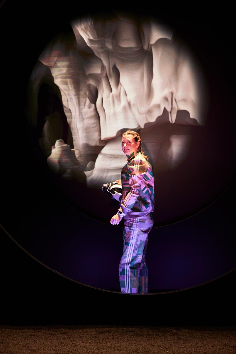 XRT-Bühne: „Drill Baby Drill“, von Sarah Calörtscher