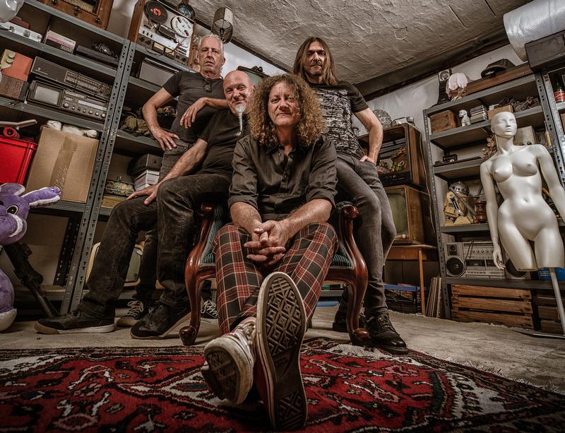 Stigma & Stonebourne (Dark Rock/Grunge)