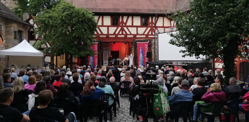 Sommer in Lauf: Lesung mit Tobias Schlegl 2025
