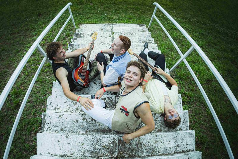 Udo West – ein wilder Mix aus Prince und Falco